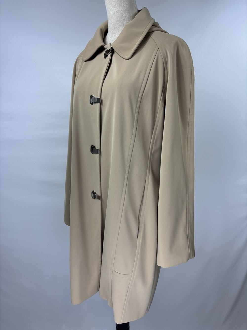 London Fog Car Coat Trench Tan Large Metal Toggles Removable Hood